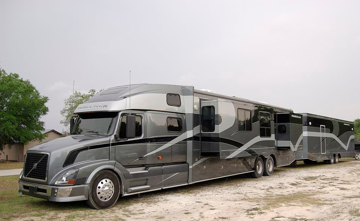 Professional RV Detailing
